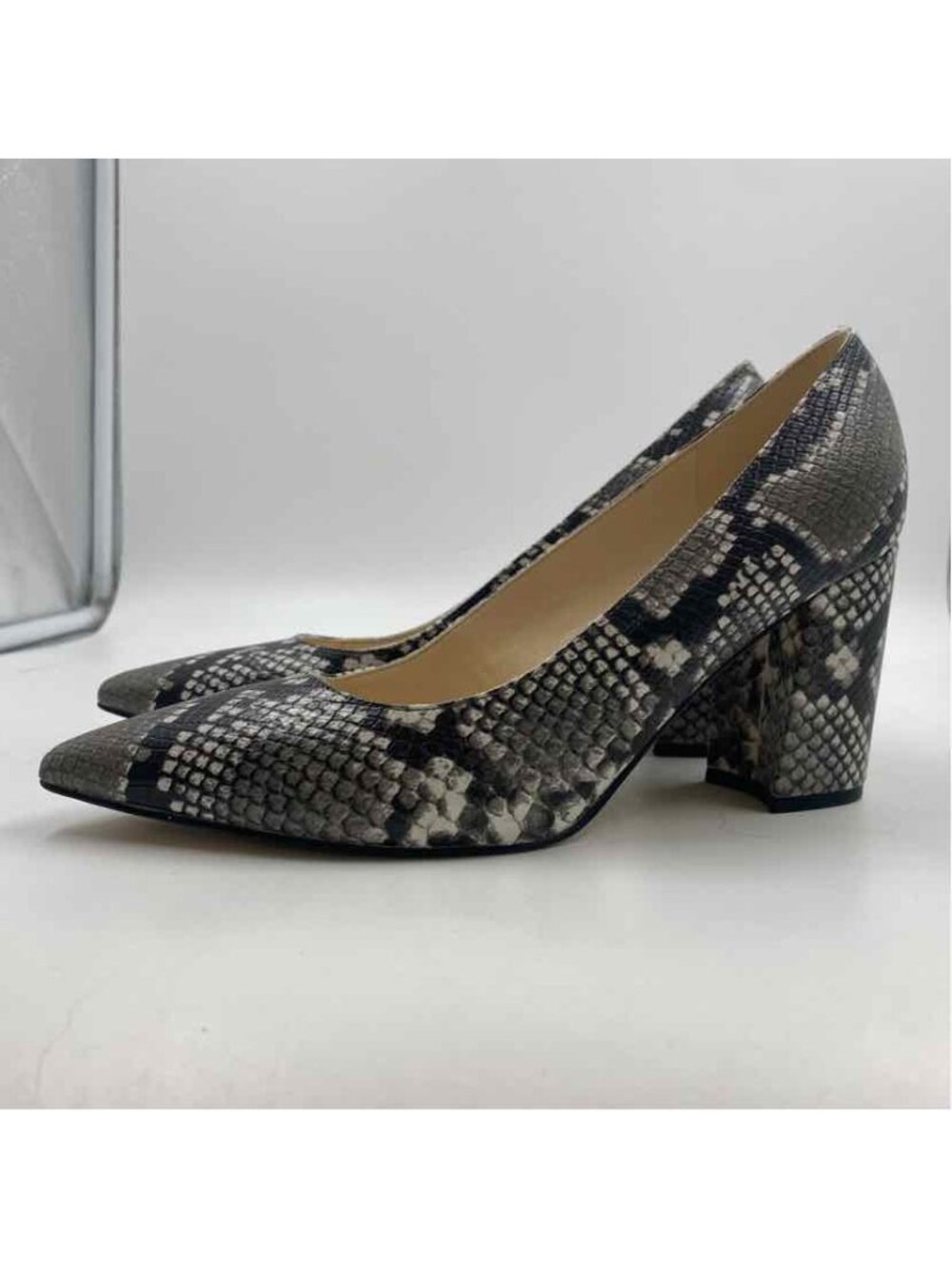 Nine West Women's Shoe Size 8.5 Charcoal Snakeskin Heels